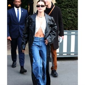 NOMIA angle stitch jeans